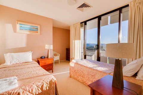 Pacific Towers Beach Resort - Accommodation Tasmania 19