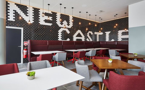 Holiday Inn Express Newcastle, An IHG Hotel - Accommodation Tasmania 5