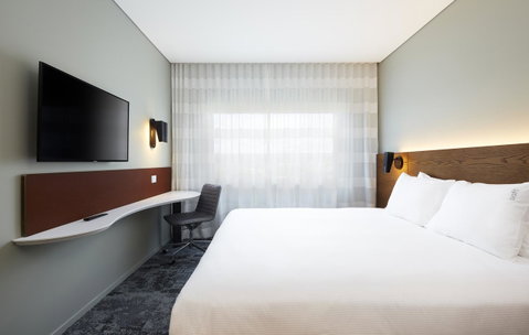 Holiday Inn Express Newcastle, An IHG Hotel - Accommodation Tasmania 16