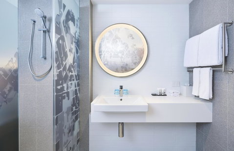 Holiday Inn Express Newcastle, An IHG Hotel - Accommodation Tasmania 15