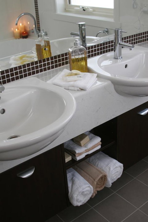 Encore Apartments - Accommodation Tasmania 10