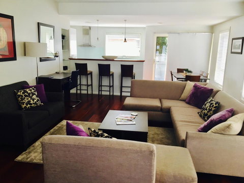 Encore Apartments - Accommodation Tasmania 1