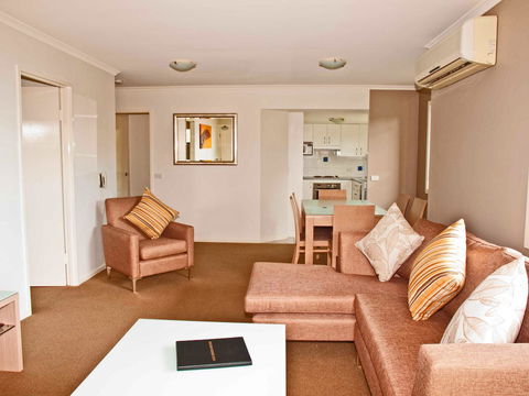 South Pacific Apartments - Accommodation Tasmania 14