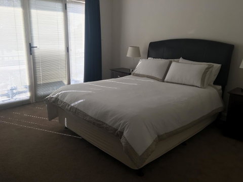 Travers Street Apartment - Accommodation Tasmania 2