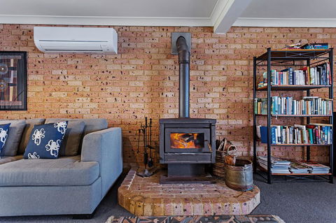 Foreshore Drive, 123, Sandranch - Accommodation Tasmania 4