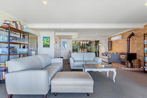 Foreshore Drive, 123, Sandranch - Accommodation Tasmania 3