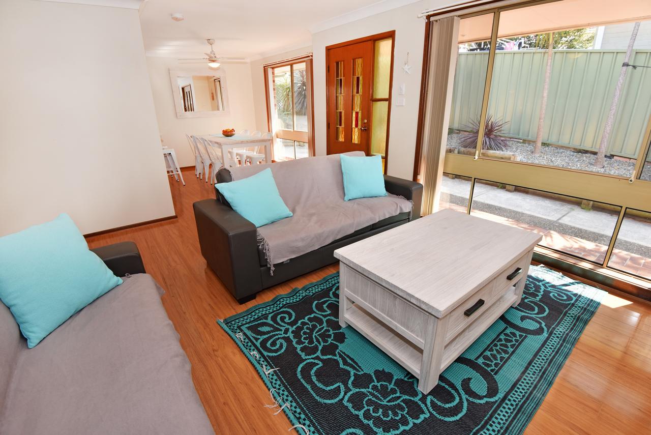 Woonona NSW Accommodation Tasmania