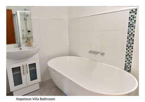 Hopetoun Villa - Accommodation Tasmania 6