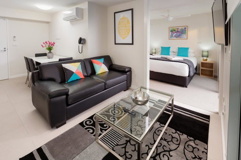 Hamilton Executive Apartments - Accommodation Tasmania 12