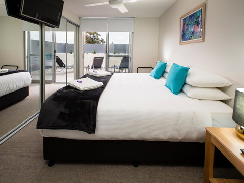 Hamilton Executive Apartments - Accommodation Tasmania 32