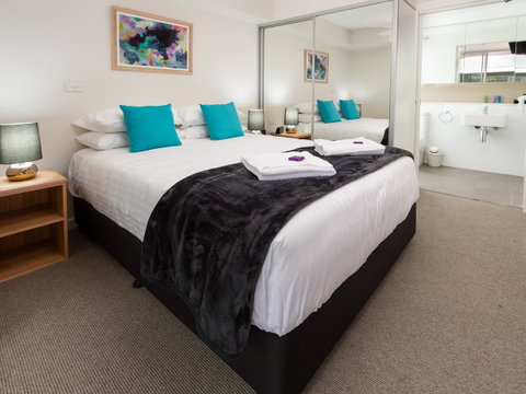 Hamilton Executive Apartments - Accommodation Tasmania 13