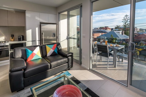Hamilton Executive Apartments - Accommodation Tasmania 8