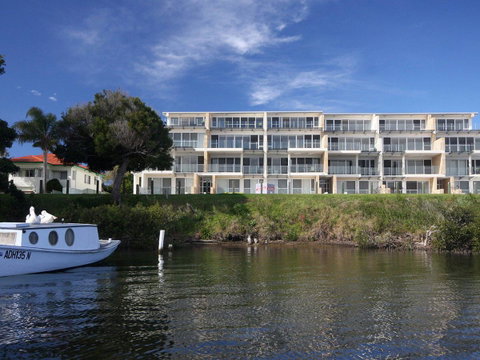Regatta 13 - Accommodation Tasmania 2