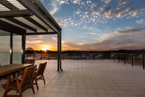 The Penthouse - Accommodation Tasmania 0