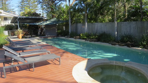 The Byron Beachcomber - Accommodation Tasmania 0