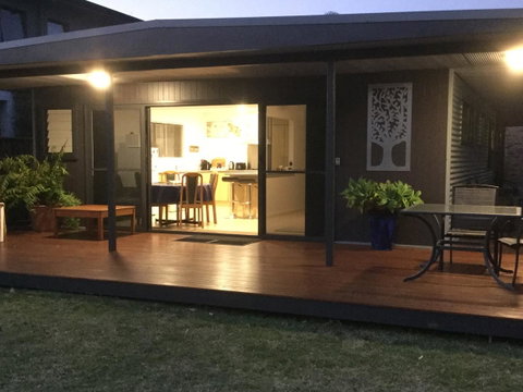 Rocketz At Berrara Beach - Accommodation Tasmania 15