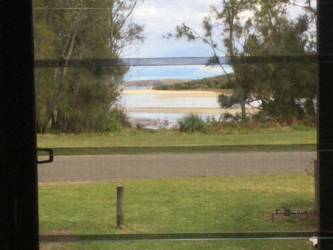 Rocketz At Berrara Beach - Accommodation Tasmania 17