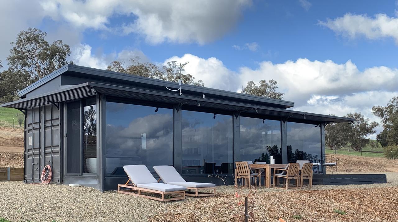 Eunanoreenya NSW Accommodation Tasmania
