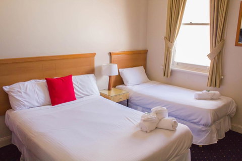 Gardners Inn Hotel - Accommodation Tasmania 3