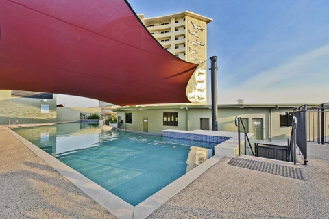 Nomikis\'On The Avenue - Accommodation Tasmania 17