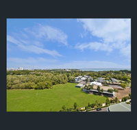 Nomikis'On The Avenue - Accommodation Tasmania