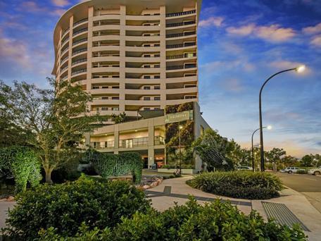 Nomikis\'On The Avenue - Accommodation Tasmania 1