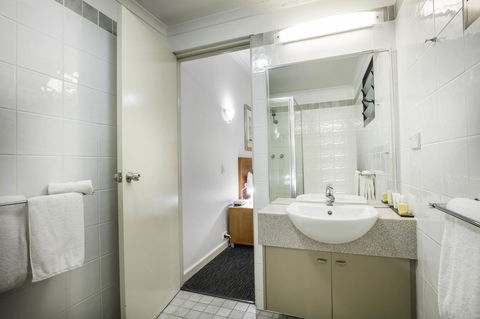 Mercure Darwin Airport Resort - Accommodation Tasmania 24