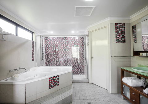 Mercure Darwin Airport Resort - Accommodation Tasmania 11