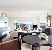 Art Deco Apartment With Breathtaking Water Views - Accommodation Tasmania