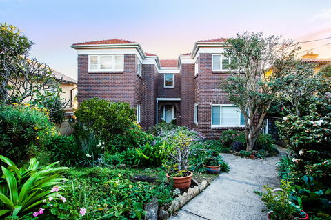 Art Deco Apartment With Breathtaking Water Views - Accommodation Tasmania 13