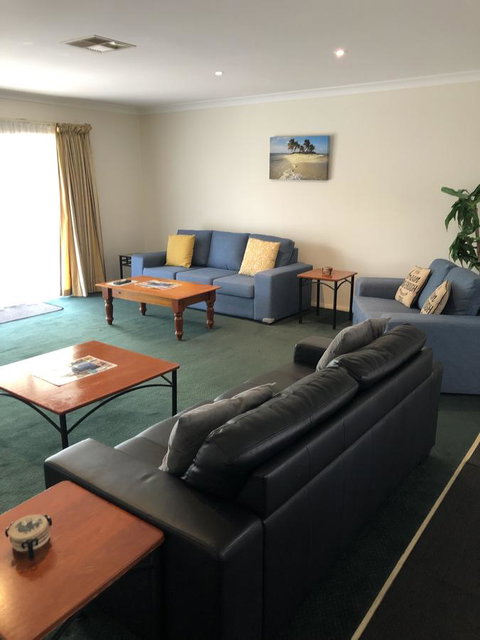 Beaches Serviced Apartments - Accommodation Tasmania 7