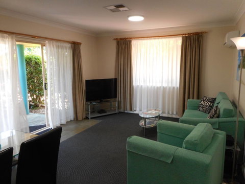 Beaches Serviced Apartments - Accommodation Tasmania 27