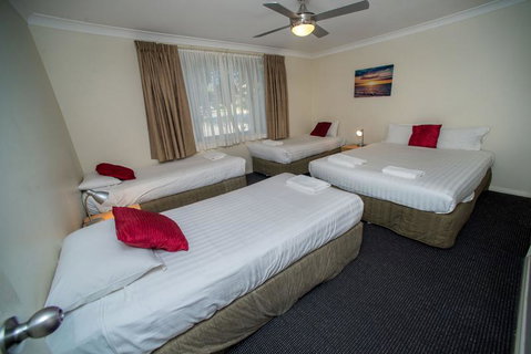 Beaches Serviced Apartments - Accommodation Tasmania 0