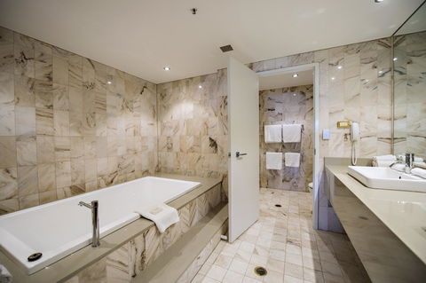 Hilton Darwin - Accommodation Tasmania 35
