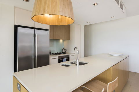 Darwin Waterfront Luxury Suites - Accommodation Tasmania 24