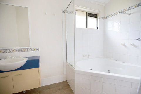 Darwin FreeSpirit Resort - Accommodation Tasmania 19