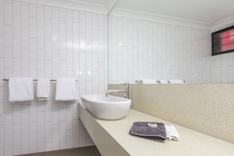 Discovery Resorts - Kings Canyon - Accommodation Tasmania 26