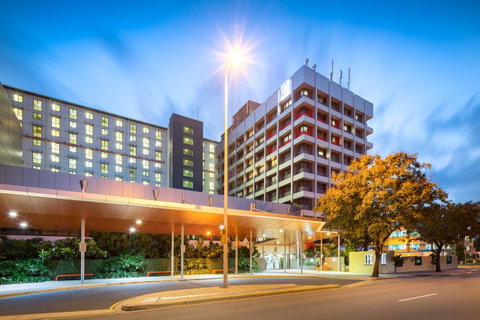The Smith Hotel Darwin - Accommodation Tasmania 25