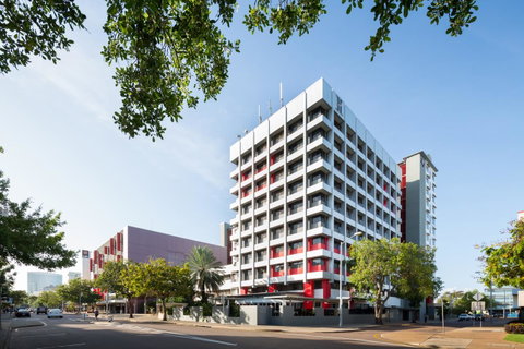The Smith Hotel Darwin - Accommodation Tasmania 4