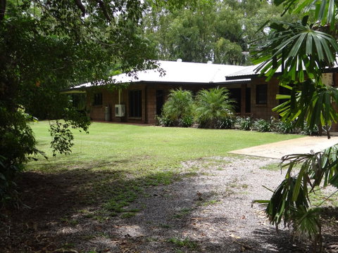 DARWIN'S SHADY ACRES RETREAT - Accommodation Tasmania 1