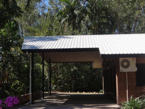 DARWIN'S SHADY ACRES RETREAT - Accommodation Tasmania 3