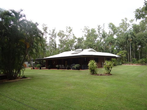 DARWIN'S SHADY ACRES RETREAT - Accommodation Tasmania 0