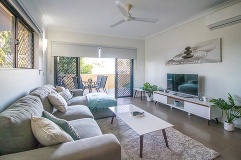 ZEN QUEST - The NOMADS PAD Near Nightcliff Markets & Sunset Foreshore - Accommodation Tasmania 2