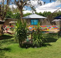 Alice's Secret Travellers Inn - Accommodation Tasmania