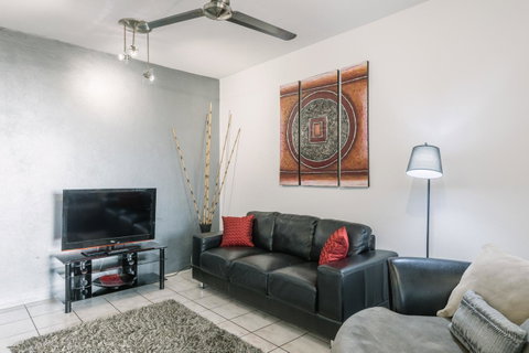 CitySide Apartment - 2 Bedroom With Private Courtyard - Accommodation Tasmania 1