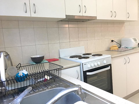 Cozy Room For A Great Stay In Darwin - Excellent Location - Accommodation Tasmania 1