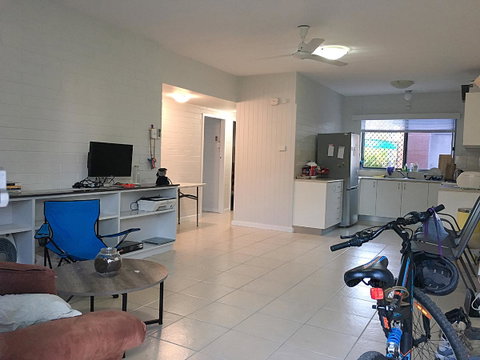 Cozy Room For A Great Stay In Darwin - Excellent Location - Accommodation Tasmania 7