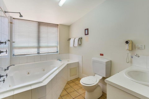 Nelson Bay Breeze - Accommodation Tasmania 27
