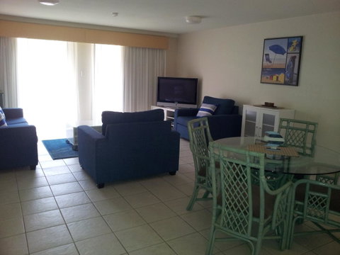 Nelson Bay Breeze - Accommodation Tasmania 29