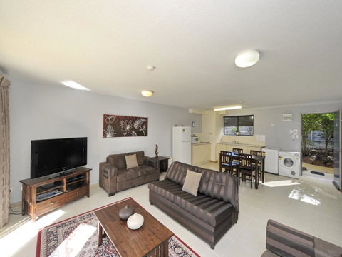 Nelson Bay Breeze - Accommodation Tasmania 9